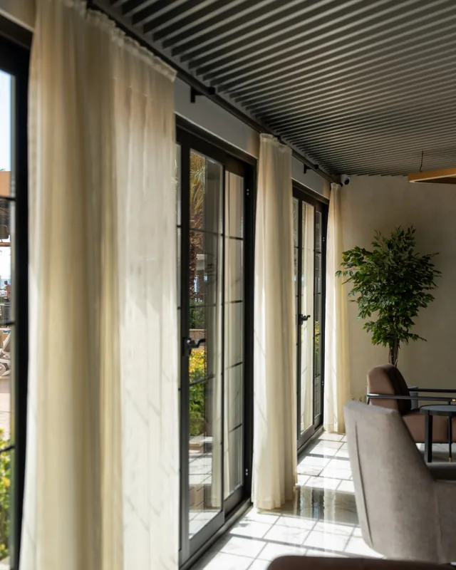 Mert Tekstil Alanya — A bright seating corner