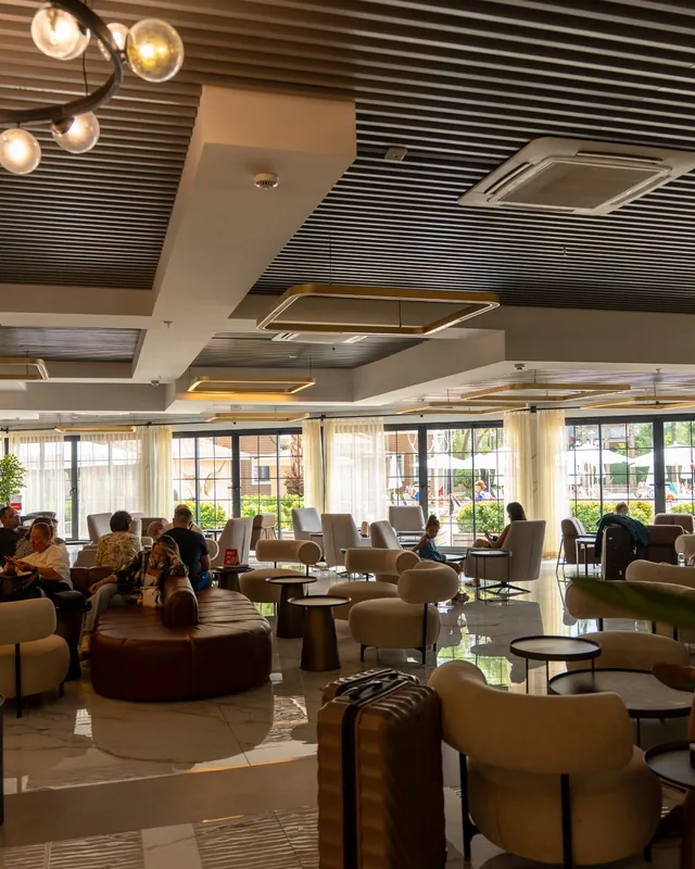 Mert Tekstil Alanya — Shared area overview